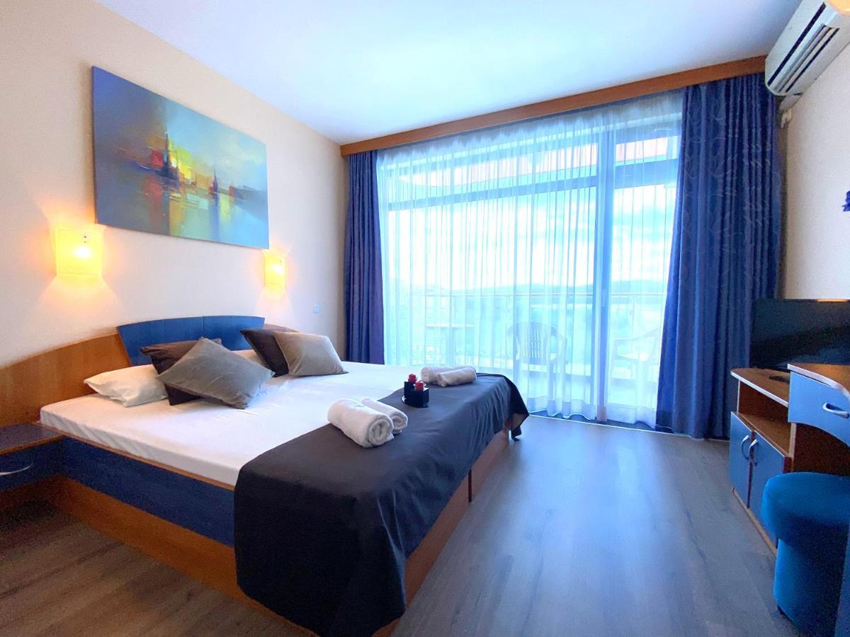 Hotel Penelope Primorsko Luaran gambar