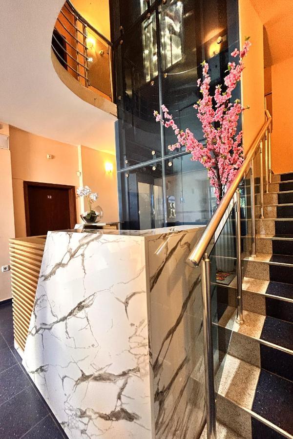 Hotel Penelope Primorsko Luaran gambar