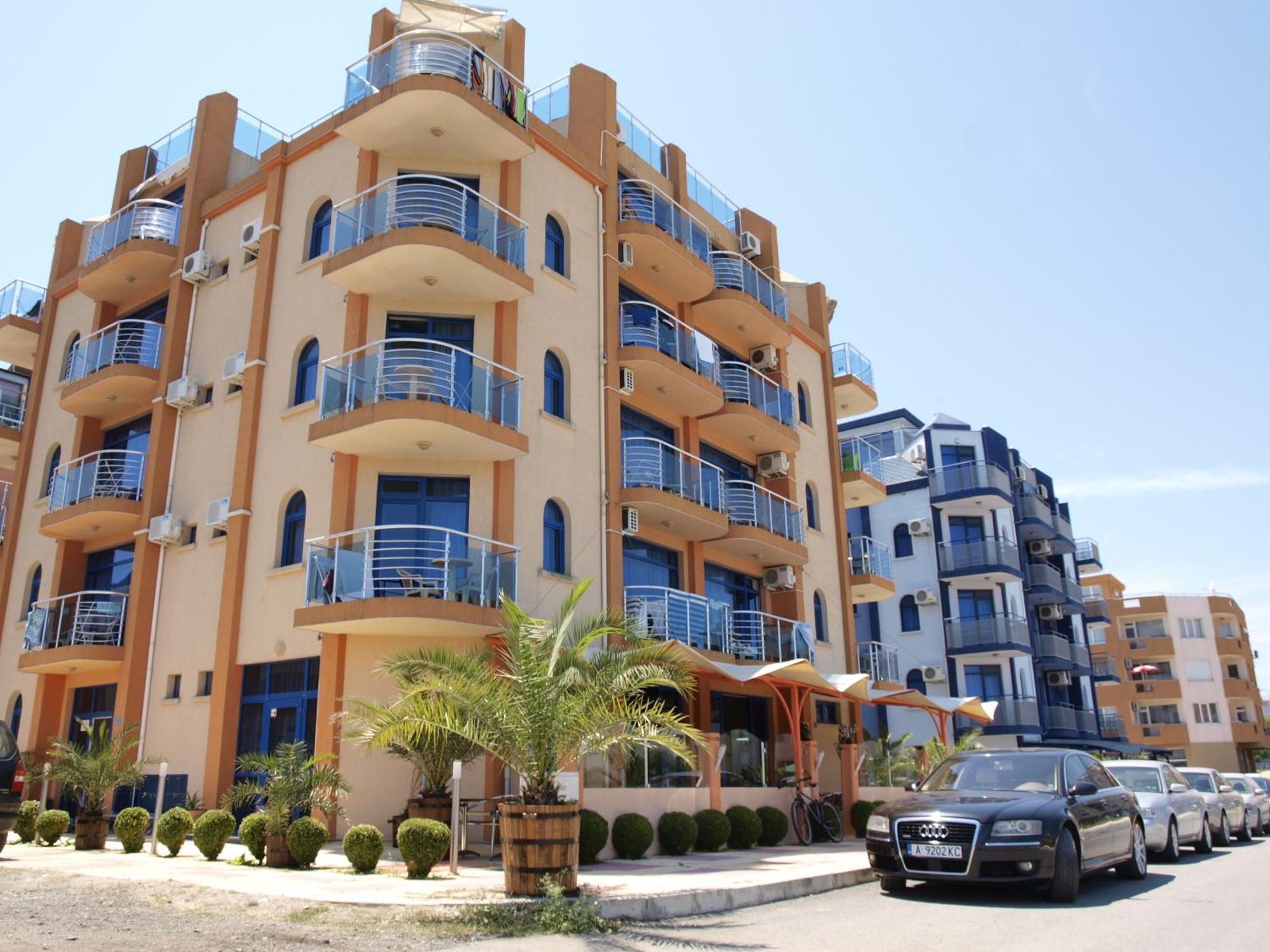 Hotel Penelope Primorsko Luaran gambar