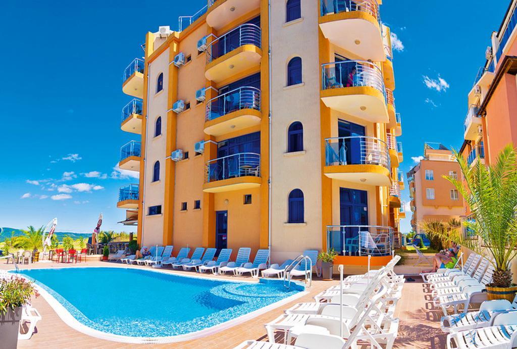 Hotel Penelope Primorsko Luaran gambar