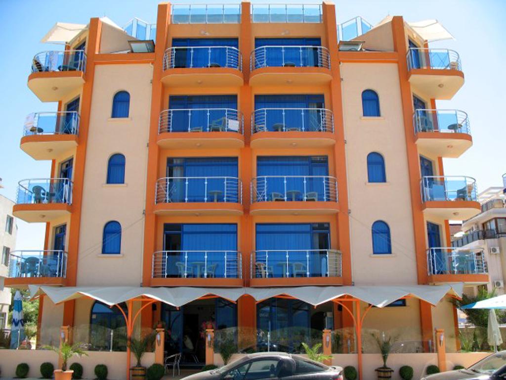 Hotel Penelope Primorsko Luaran gambar